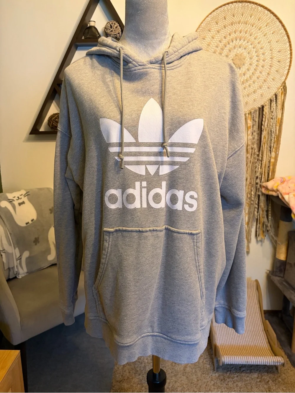 Adidas Originals Women’s XL Gray Trefoil Oversized Pullover Hoodie